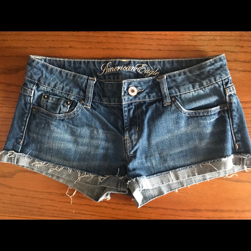AMERICAN EAGLE SHORTS